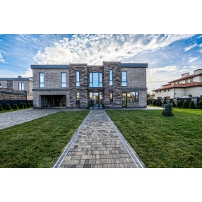 Новый дом 520м2 на 15 сот