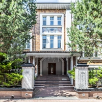 Таунхаус мечты с видом на лес