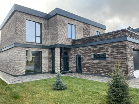 Новый дом 358м2 на 11 сот.