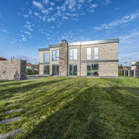 Новый дом 520м2 на 15 сот