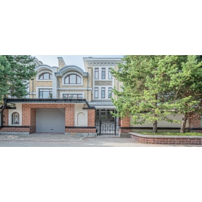Аренда таунхаус 630 м2 на 8 сот 
